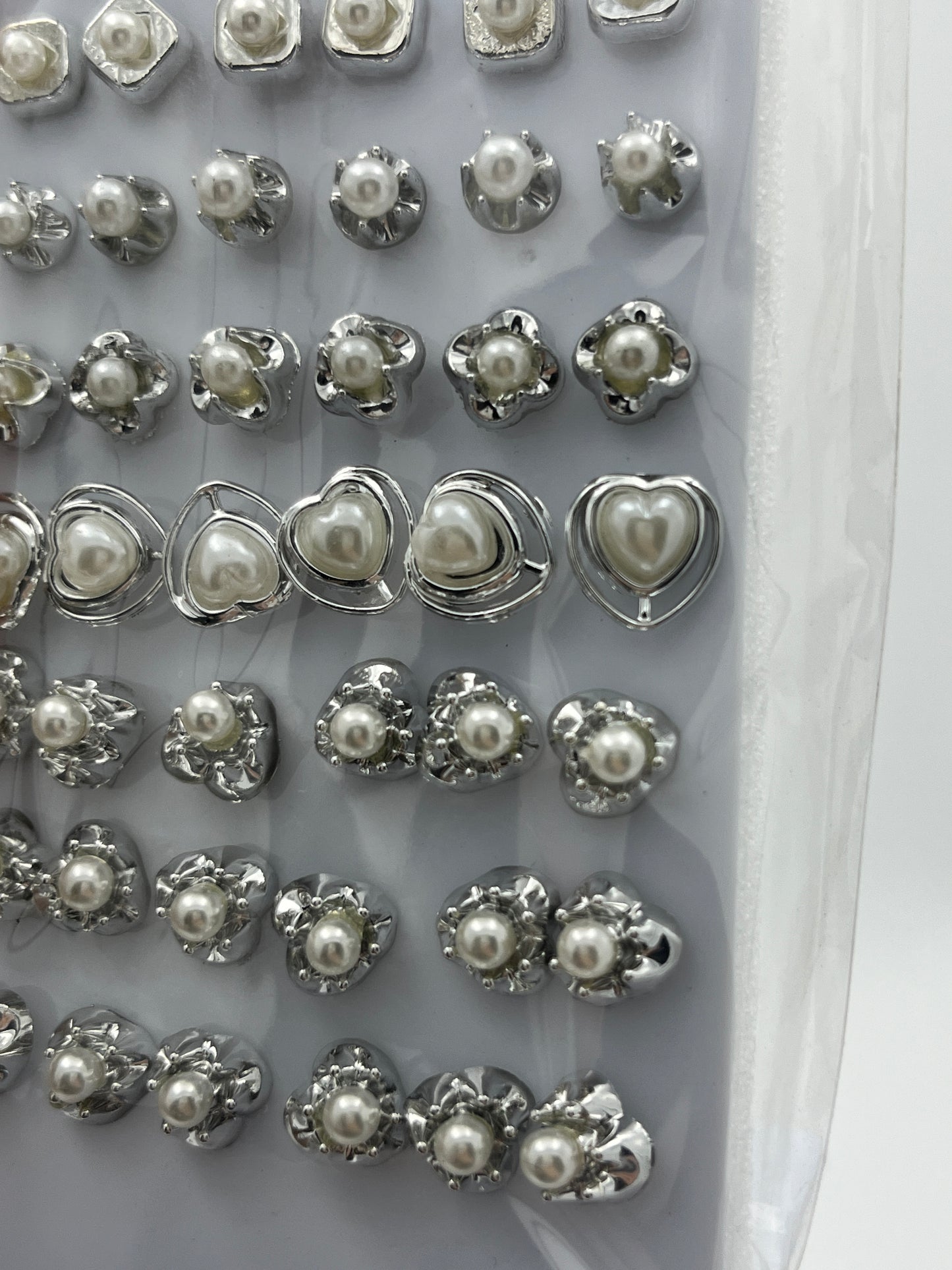 Broqueles Perla Estilos Variados - Paquete de 36 pares 1.75 c/u