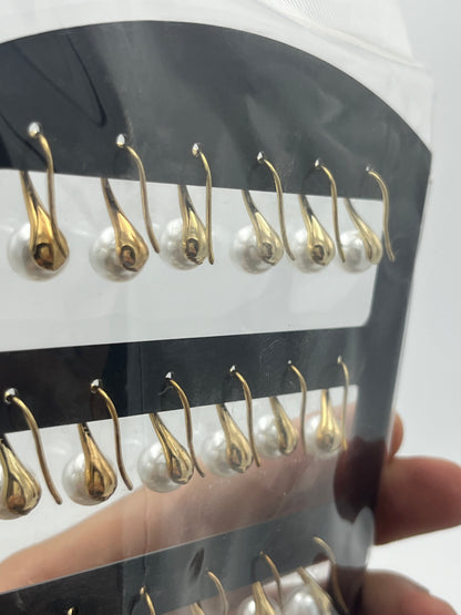 Arete Perla - Paquete de 12 pares 7.08 c/u