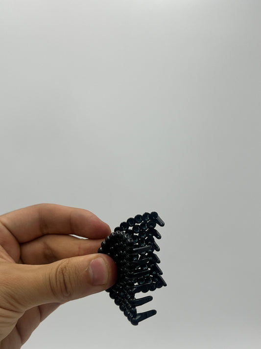 Pinza Chica Negra Puntos - Paquete de 12 piezas 2.58 c/u