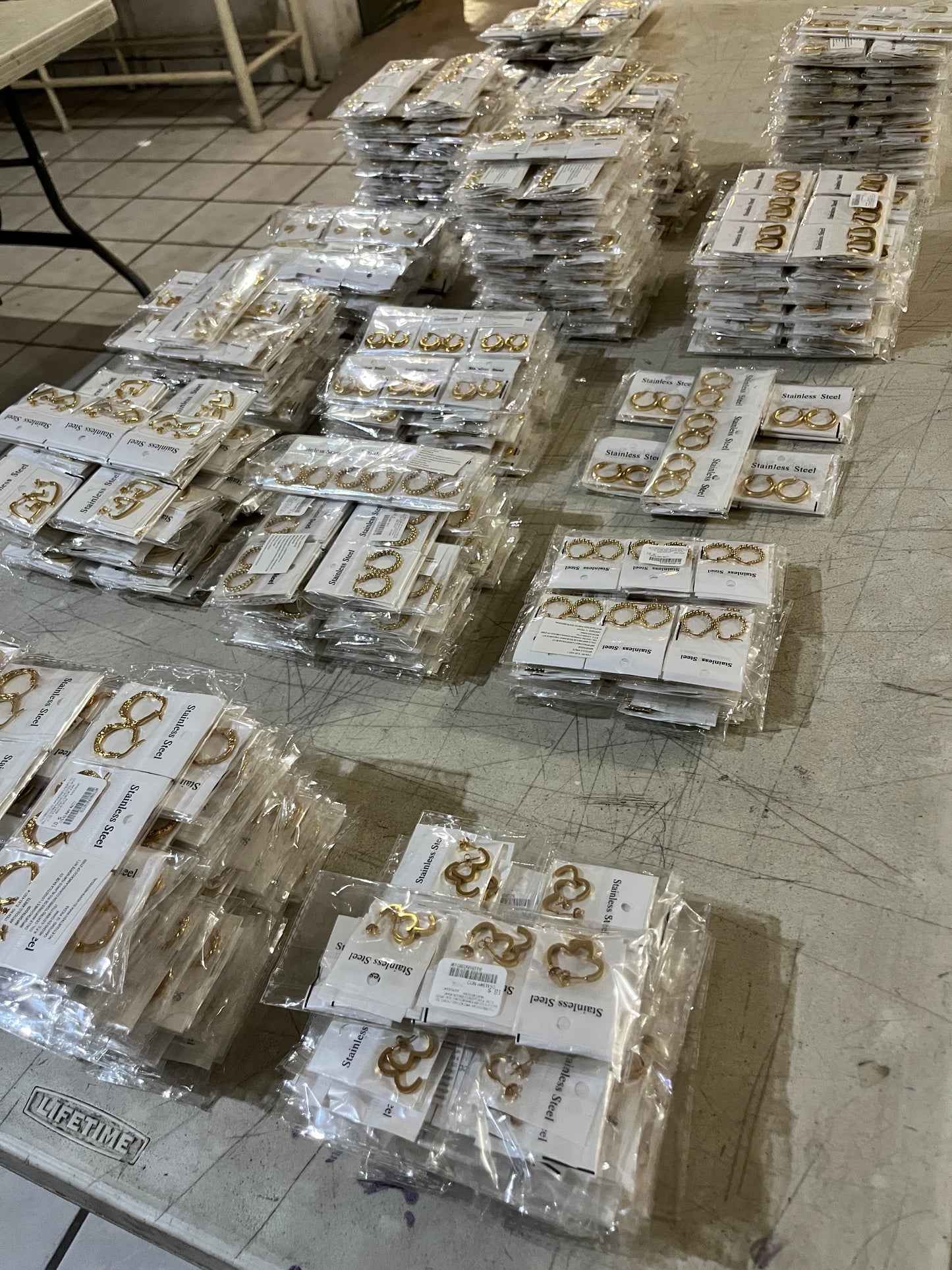 Paquetes Mayoristas de Aretes de Acero Inoxidable – Surtido por Docenas